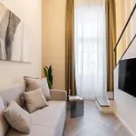 Sofia Boutique Apartments, Location By Bqa * Budapesta