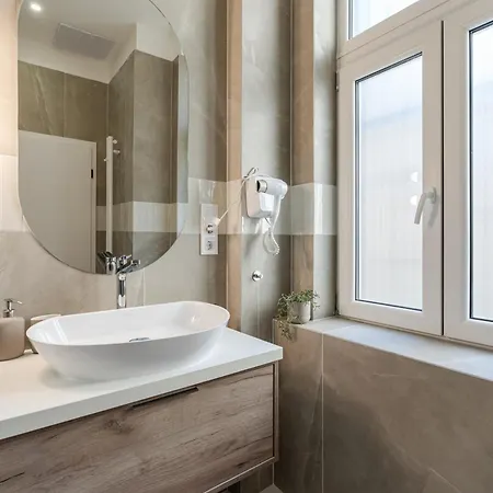 Sofia Boutique Apartments, Location By Bqa Apartmán